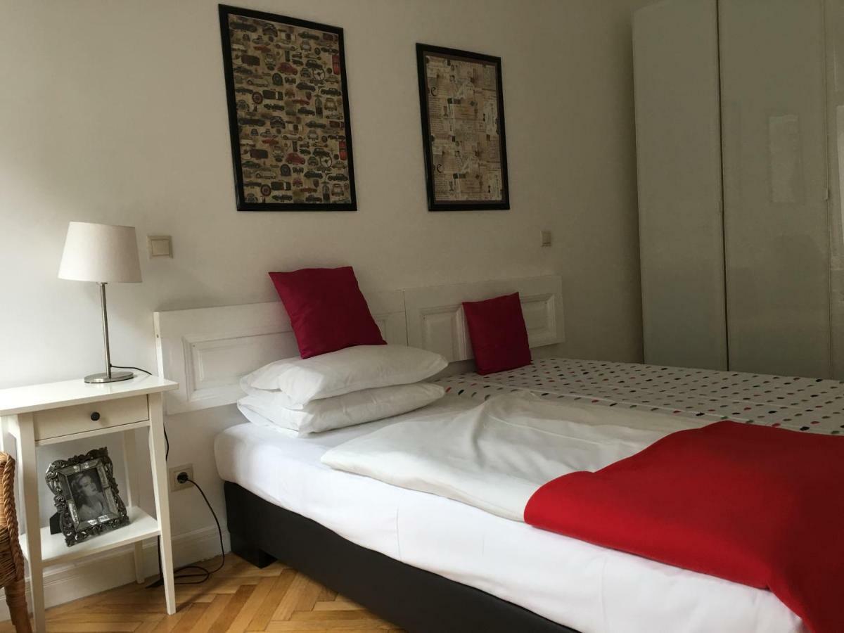 Urban Haven - 3 Beds, 3 Baths, Free Parking, Near Central Market Budapest Exterior foto